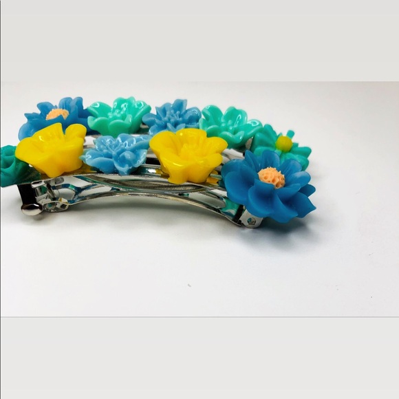 ♡ 2 for 20$ ♡ Blue Floral Hair Clips - Picture 4 of 6